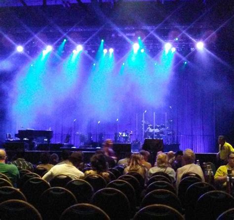 indio casino entertainment.